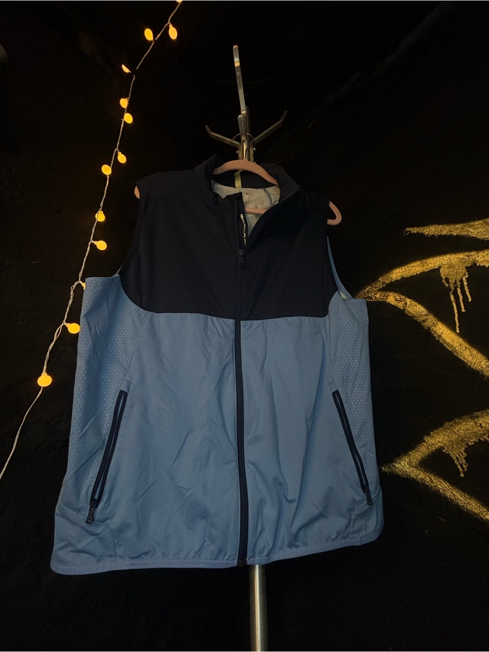 Men’s Ralph Lauren Alpine Navy and Light Blue Colorblock Sleeveless Vest